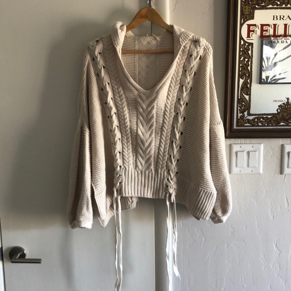 FREE PEOPLE | Cream cable knit oversize hooded sweater